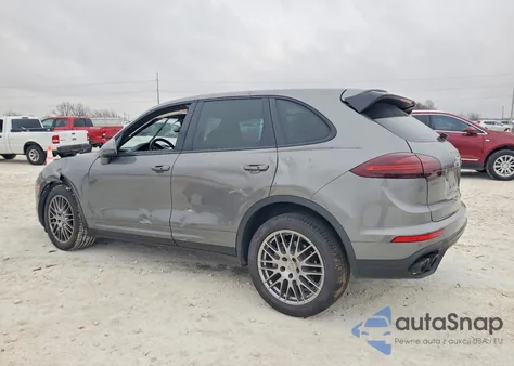 2016 Porsche Cayenne S z USA, uszkodzony, nr VIN WP1AB2A21GLA93791